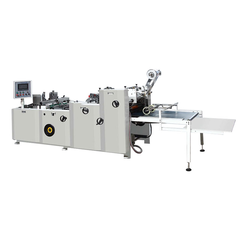 Machine de correctifs de fenêtre automatique