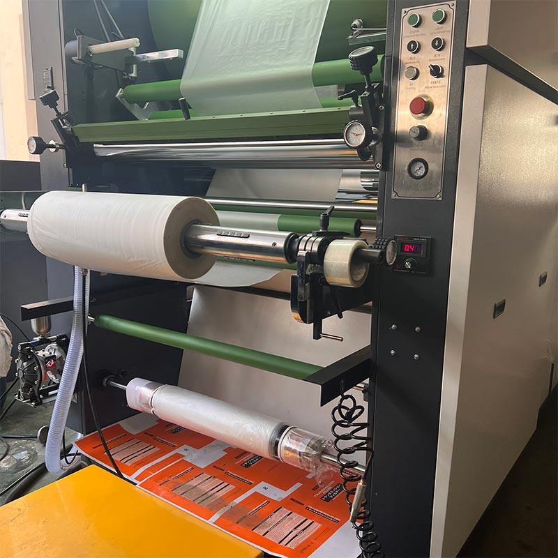 Machine à plastifier à froid et à chaud FHS-1050/1300