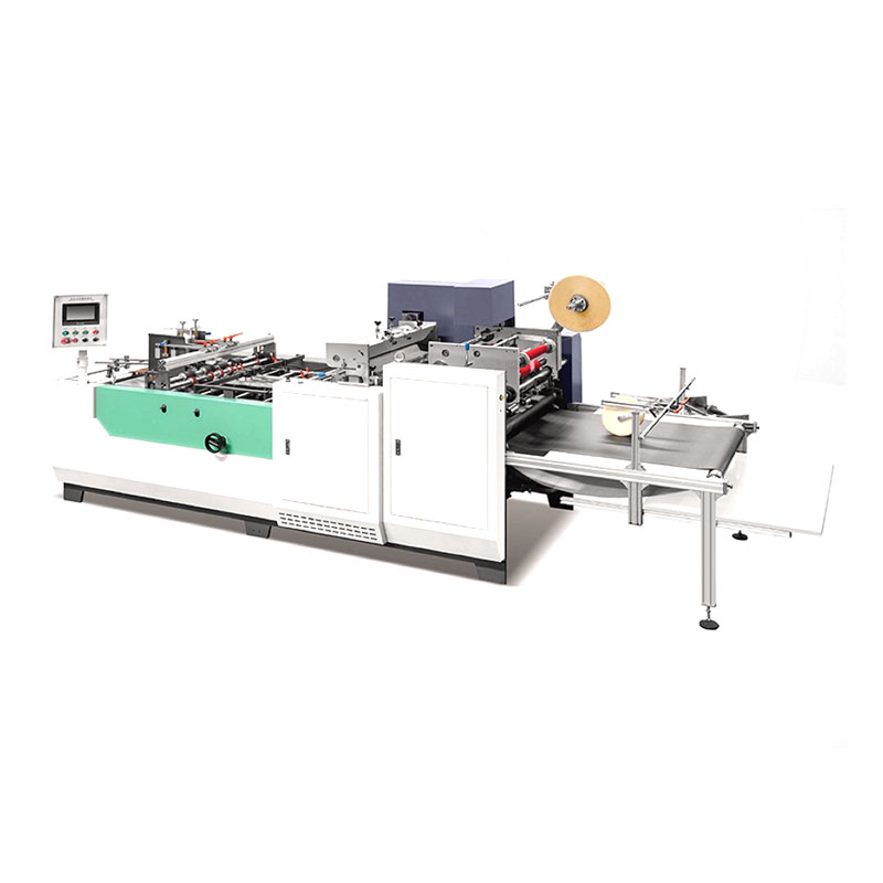 Machine de correctifs de fenêtre de grande capacité